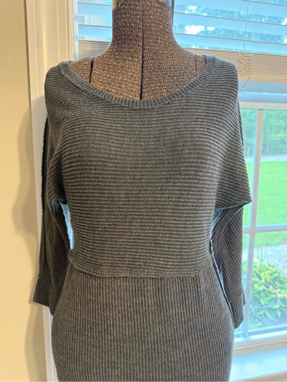 Kimchi Blue Off-the-Shoulder Ribbed Gray Sweater